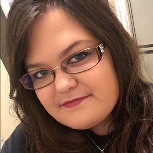 Meet your Posher, Devin